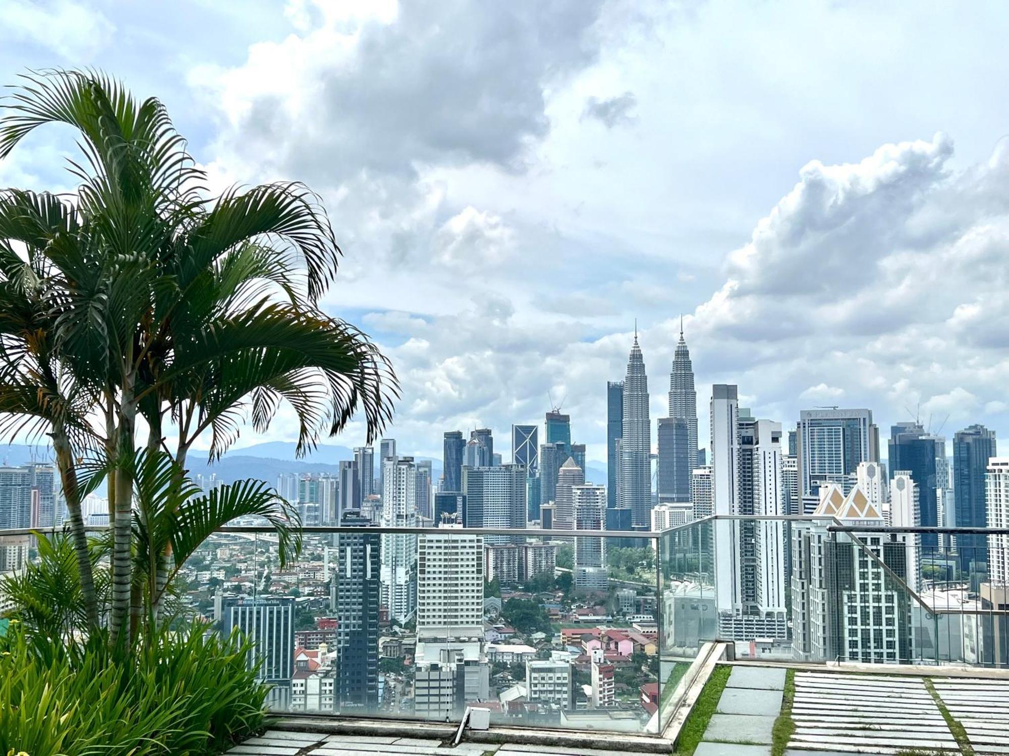 Regalia Service Suites Klcc Skypool Kuala Lumpur Eksteriør bilde